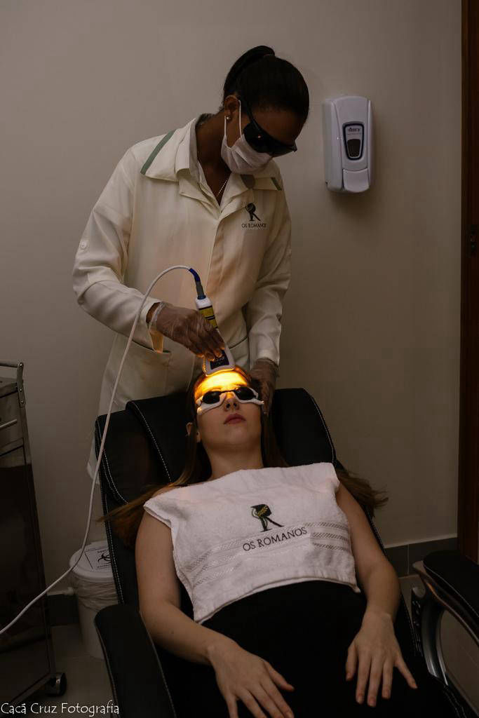 Os Romanos • Centro de Terapia Capilar e Estética
