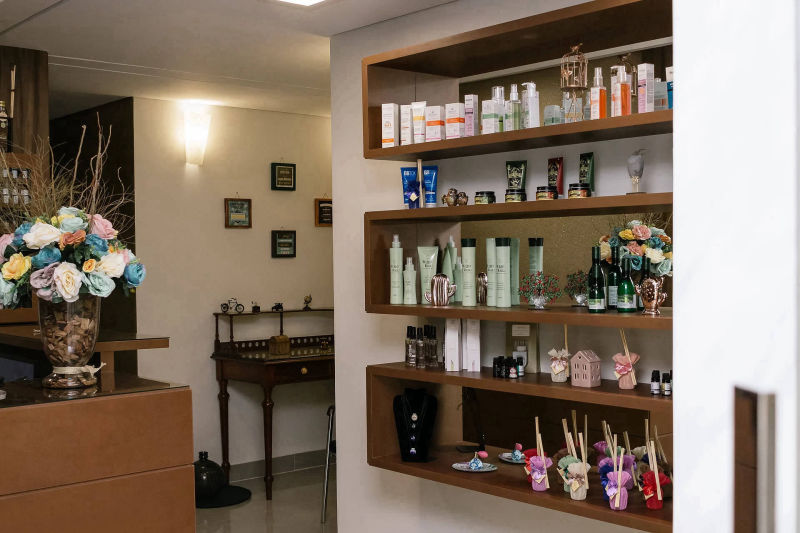 Os Romanos • Centro de Terapia Capilar e Estética
