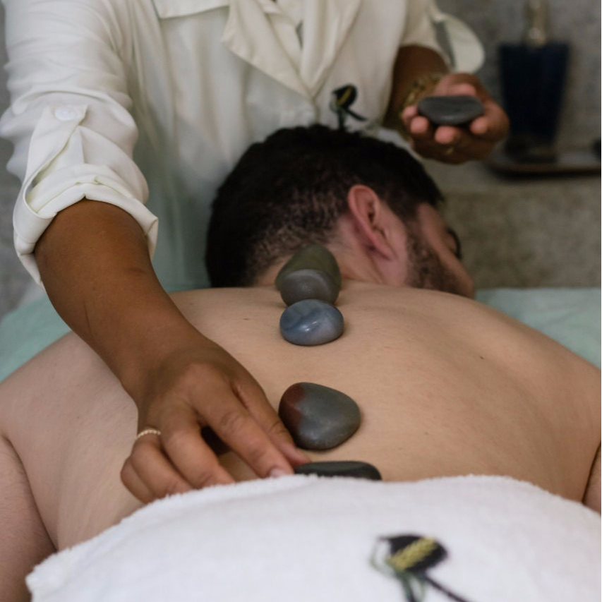 Os Romanos • Centro de Terapia Capilar e Estética